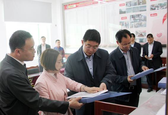 市委常委,组织部长许东明深入青川县调研基层组织建设